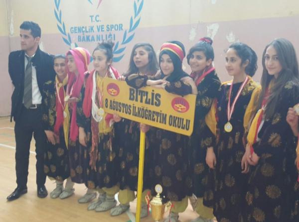 Bitlis Halk Oyunları Yarışması